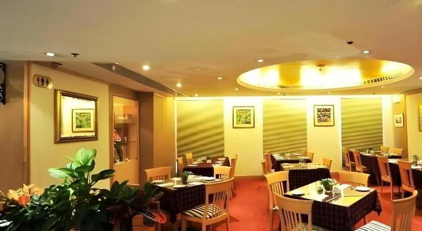 Largos Hotel Hong Kong 3*,