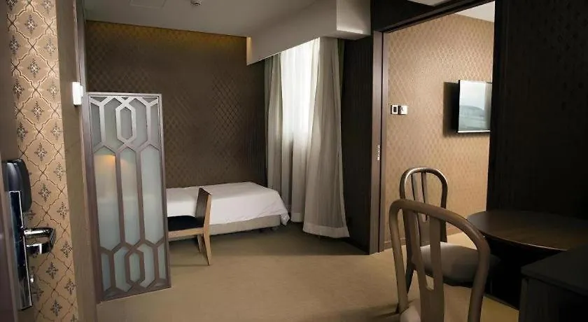 Largos Hotel Hong Kong