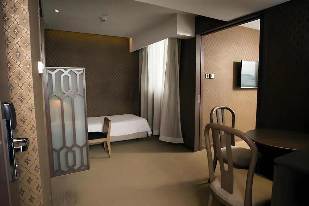 Largos Hotel Hong Kong